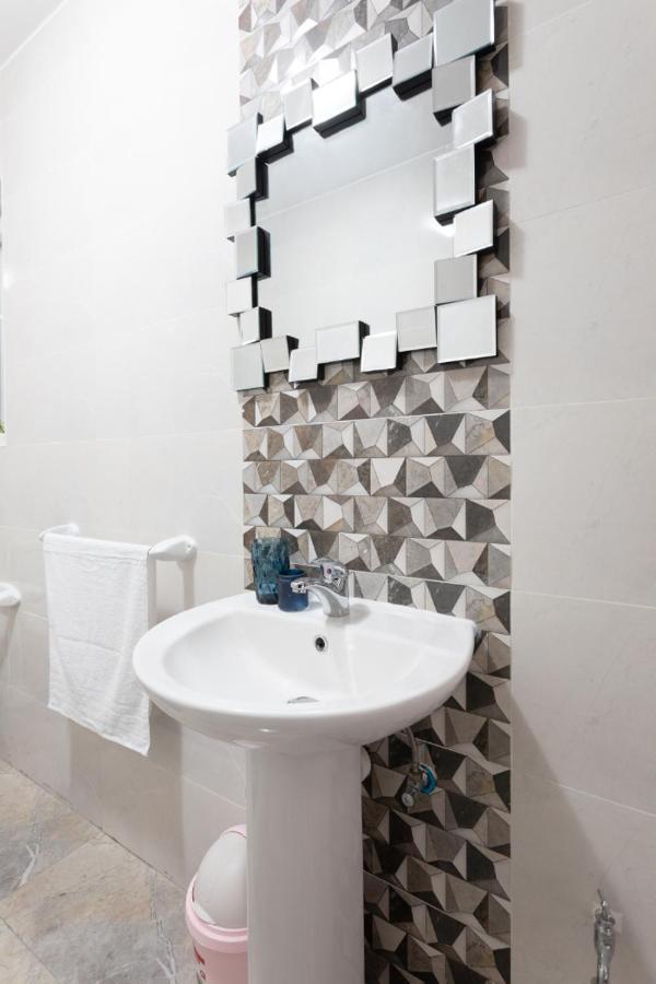 F3 Room 3, Private Room Two Single Beds Shared Bathroom Msida Eksteriør billede
